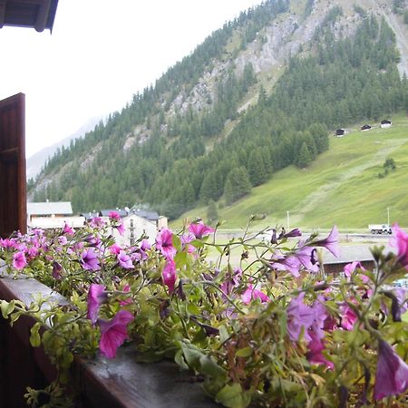 Hotel Adele Livigno Exterior photo